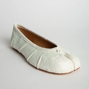 New Size 37 Maison Margiela New Tabi Ballerina Flats Pearly White
